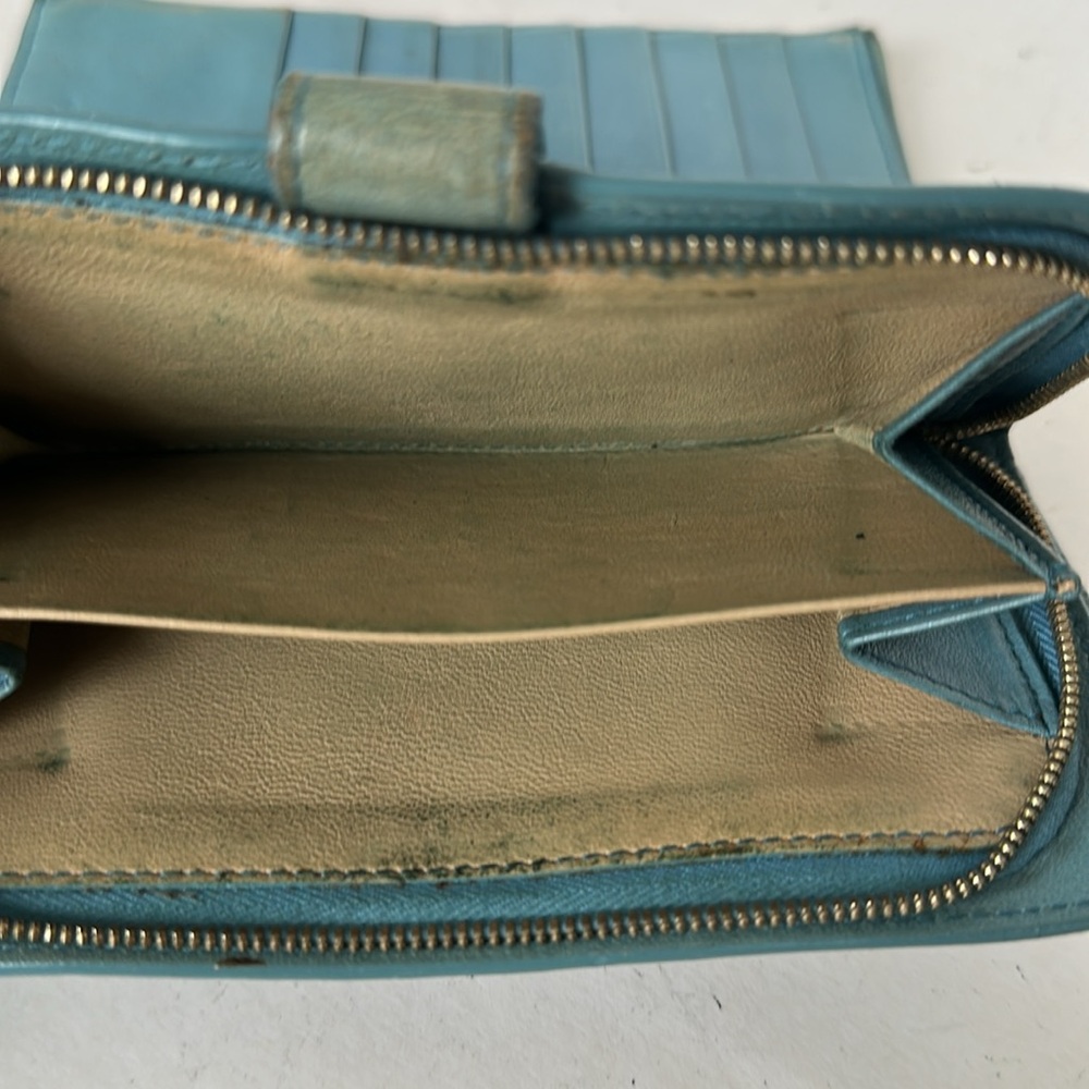 Bottega Veneta Woven Blue Leather Wallet - Picture 6 of 8